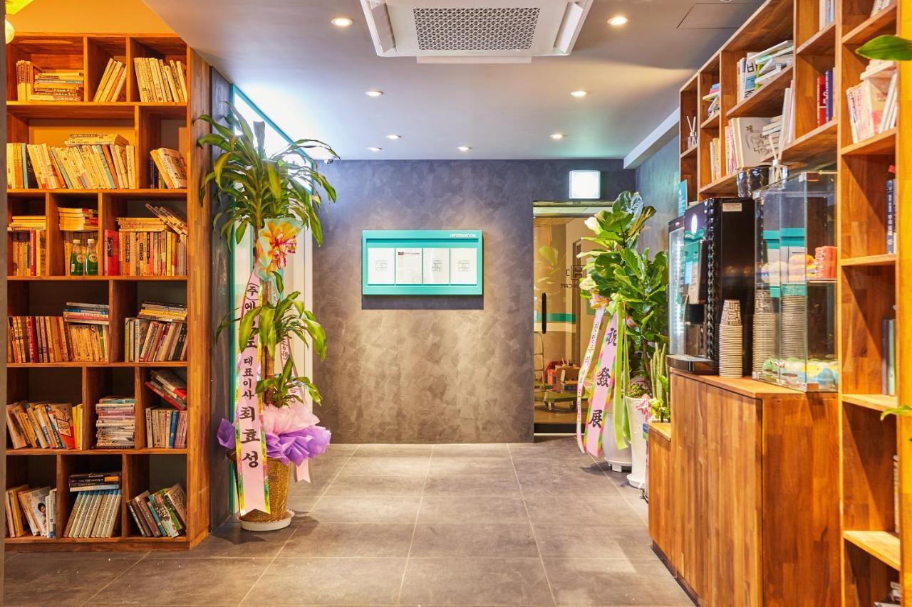 Hotel In Cafe Doksan Seoul Exterior photo