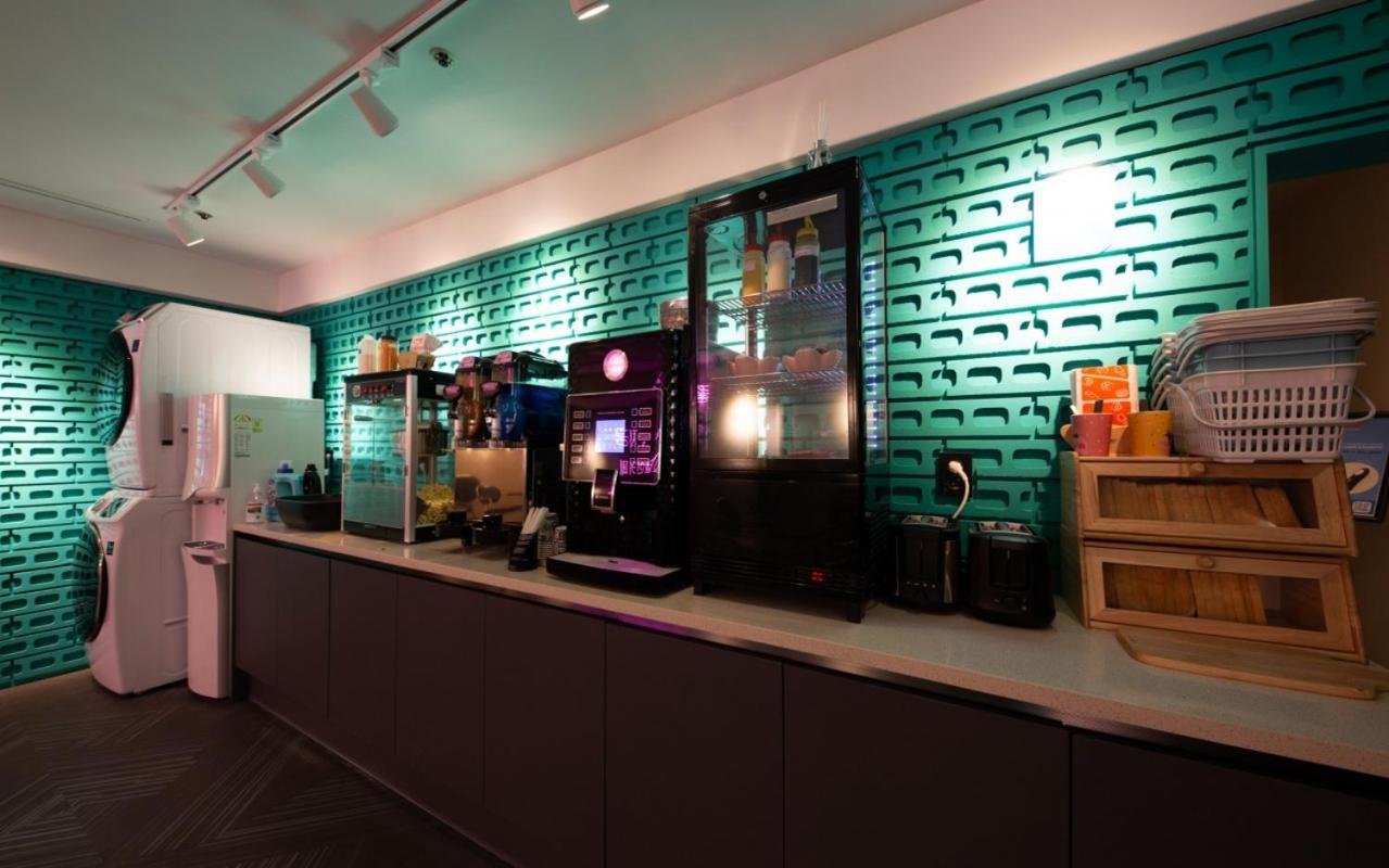 Hotel In Cafe Doksan Seoul Exterior photo